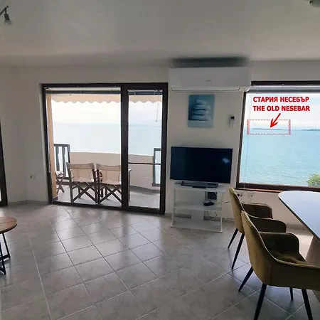 Lägenhet под наем 4-стаен с изумителна фронтална гледка море, Sun Coast влас Sveti Vlas